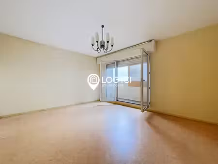 appartement t3 à rénove  à 5 minutes de l'hypercentre de pau