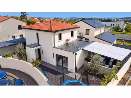 à vendre - maison individuelle  6 pièces située à clermont-ferrand (63000)