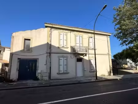 maison de ville avec deux appartements loués