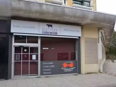 vente bureaux et commerces à cholet (49300) : à vendre / 86m² cholet