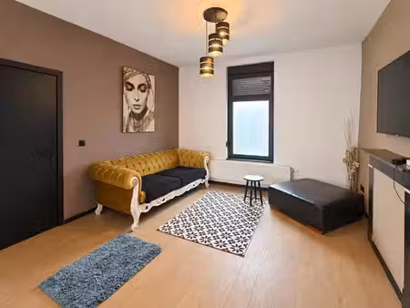 à louer : duplex 2 chambres entièrement rénové à huy