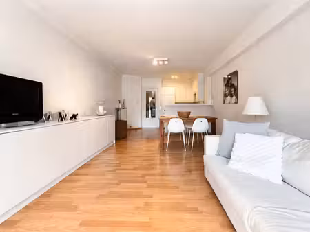 charmant appartement 2slk bénéficiant d'un emplacement privi