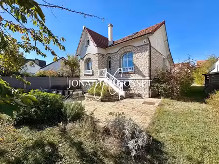 location maison 6 pièces 143 m² à vernouillet (78540)  2 000 €