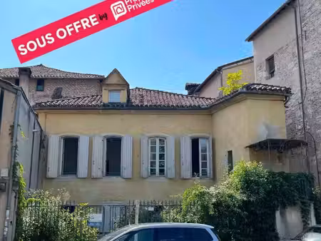 immeuble à restaurer cahors centre ville 280 m²