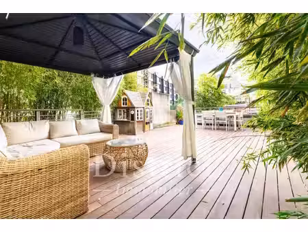 parc monceau - sublime 3 pièces meublé avec terrasse de 60m²