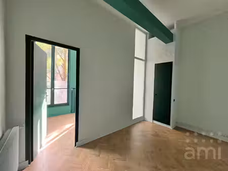 local commercial