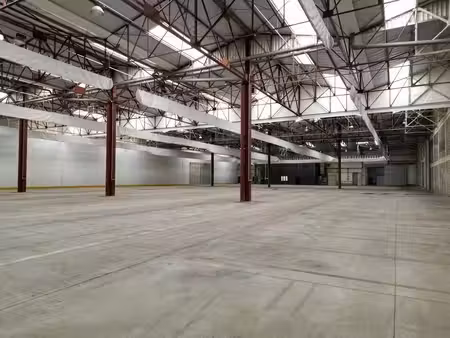 location entrepôt 1583m² à 10005m²