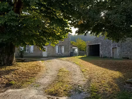 maison poitevine 9 pièces à 3 minutes de saint maixent l'école