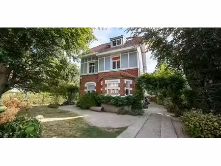 maison à vendre à woluwe-saint-pierre pour € 1.290.000 avec 4 chambres à coucher