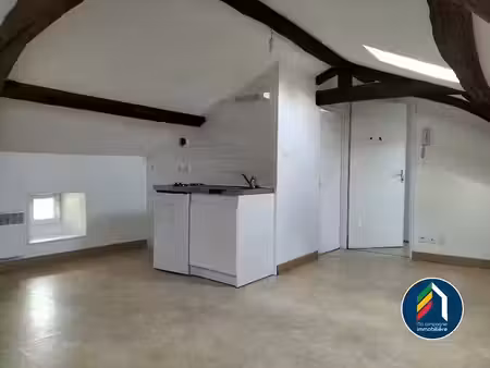 location appartement 1 pièce 14 m² à les essarts (85140)  340 €