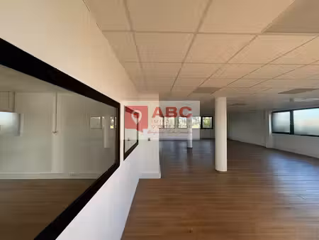 location bureaux montpellier 34000 187m² à 596m²