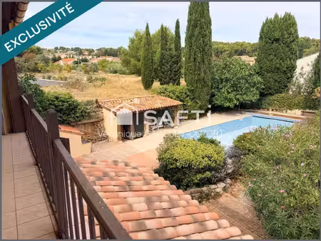 maison à rénover avec piscine sur terrain de 2150 m2