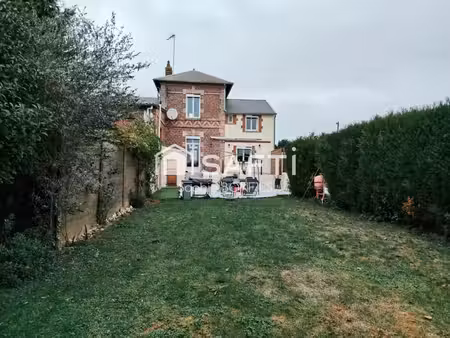 maison de caractère avec jardin  garage double