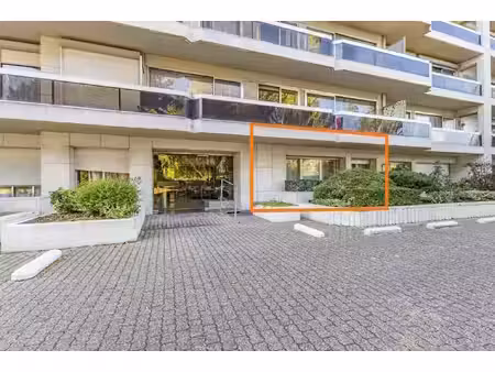 studio op glvls met balkon en kelder