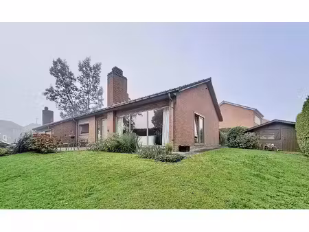 charmante woning met 4 slpk  garage én tuin!