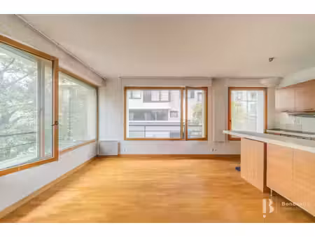 boulogne billancourt – grand'place – appartement t3 de 63 m² – parking & cave