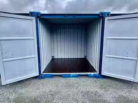 location garage box et parking à la roche-sur-yon (85000) : à louer / 10m² la roche-sur-yo