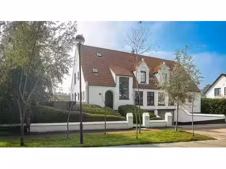 karaktervolle koppelvilla aan de royal zoute golf club