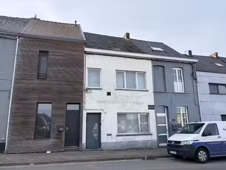 totaalrenovatie met topligging en 230m² grond
