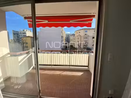 location 3p meuble  terrasse