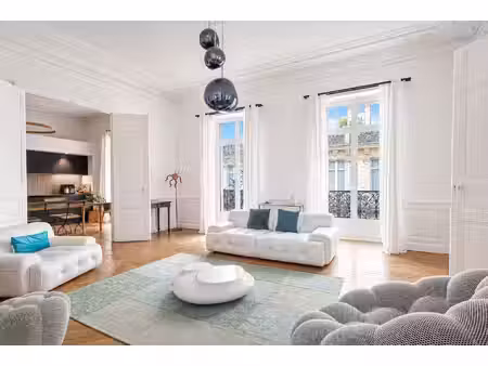élégant appartement haussmannien
