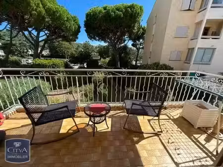 appartement à louer 3 pièces 64.5 m² - sanary-sur-mer (83) - 948€