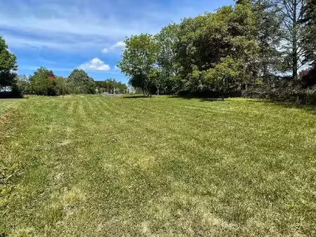 sainte radegonde  terrain viabilisé de 800m2