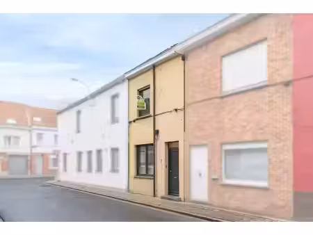 huis te koop in roeselare met 3 slaapkamers