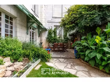 charmante maison de ville avec jardin à saumur - 269 m2 - 442000 €