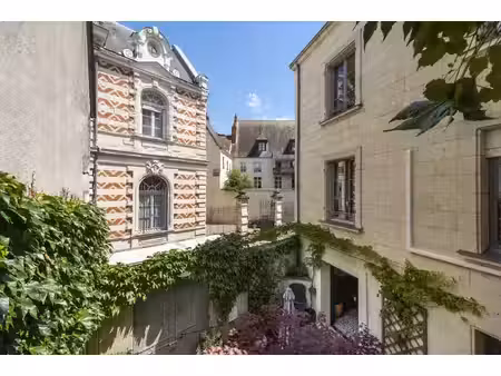 charmante maison rénovée en coeur de ville de saumur à saumur - 223 m2 - 580000 €