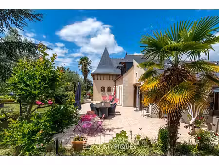 maison d'architecte de style  avec piscine intérieure  proche saumur à saumur - 340 m2 - 4
