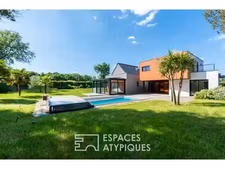 contemporaine singulière et sa piscine à cesson sevigne - 184 m2 - 735000 €