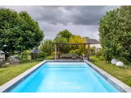 le paradis vert - ecrin de nature au coeur d'un quartier prisé à angers - 235 m2 - 1130000