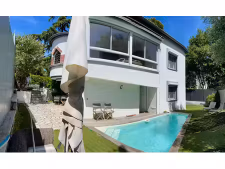 villa cossue t5 quartier californie 225 m2 avec piscine
