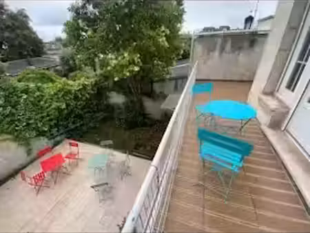 location meublée maison 5 pièces 144 m² à bordeaux (33000)  2 400 €