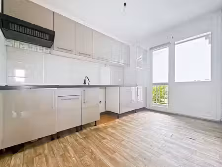 lingolsheim : appartement de 3 pièces 67.71m² avec garage  balco