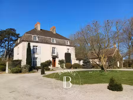 à vendre  propriété chalon-sur-saône 7 chambres - 660 m² - 693 000 €