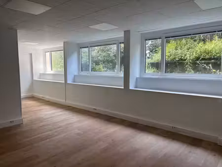 location bureaux neuilly sur seine 92200 110m² à 231m²