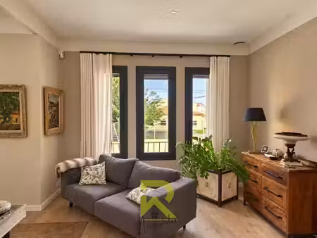 béziers quartier des arénes une maison de ville avec piscine