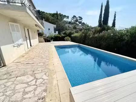 vente villa 5 pièces 136 m² à toulon (83000)  598 000 €