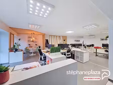 local commercial 209 m² proche la neuve - libre d'occupant - possibilités multiples - rent