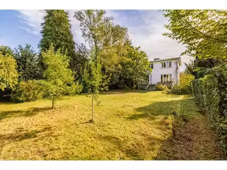 belle villa moderniste sur 10 ares 20