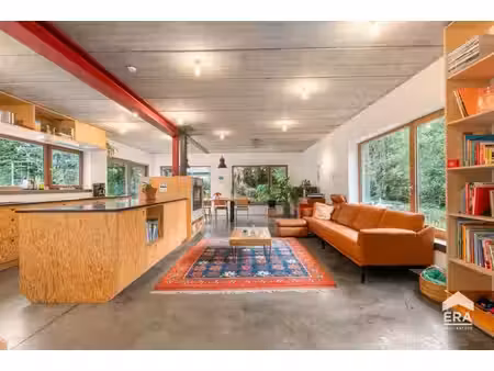 villa spacieuse sur localisation exceptionnelle et verger