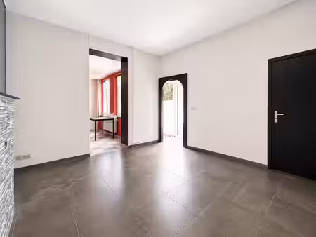 maison 2 chambres avec cour et jardin à seraing
