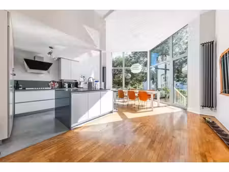 maison de caractère entièrement rénovée avec jardin & garage