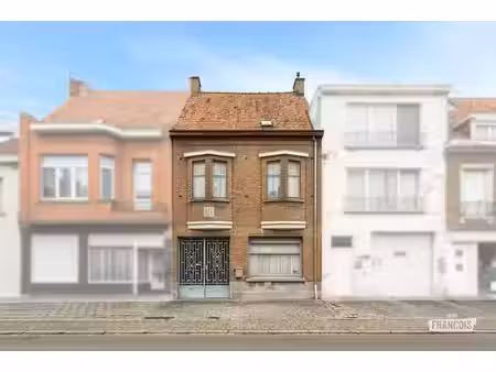 maison de maître à vendre dans le centre de roulers