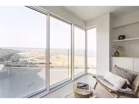 appartement rénové avec vue sur mer sur la place rubens !