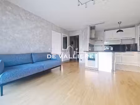 nanterre ? avenue de la liberté  proche la défense 2 pièces meublé de 45 m² avec balcon et