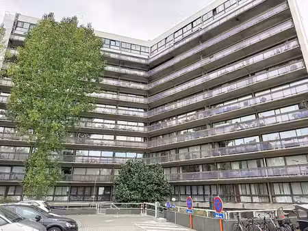 appartement compact à sint-stevens-woluwe