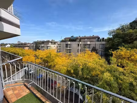 studio avec terrasse